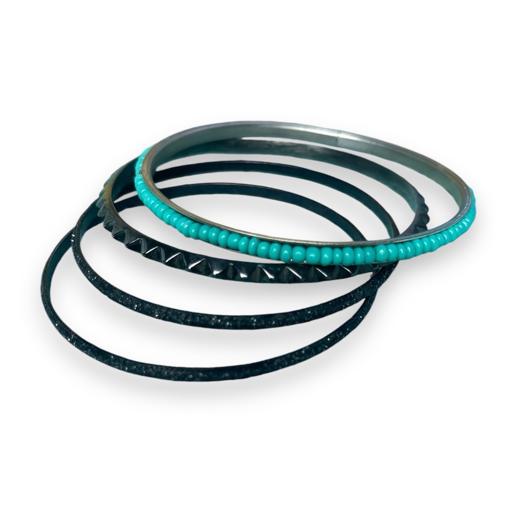 4 Bangles Bracelet: Black, Silver, and Blue Turquoise Beads
